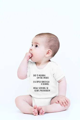 Miniatura 25 de CBTwear Did 9 Month, Escaped Through a Tunnel, Serving 18 Years Baby Body Unisex Comfy Humor