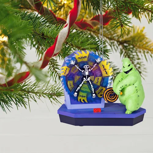 Miniatura 6 de Hallmark Keepsake - Adorno de Navidad 2023, Mr. Oogie Boogie musical con luz y movimiento de la película The Nightmare Before Christmas