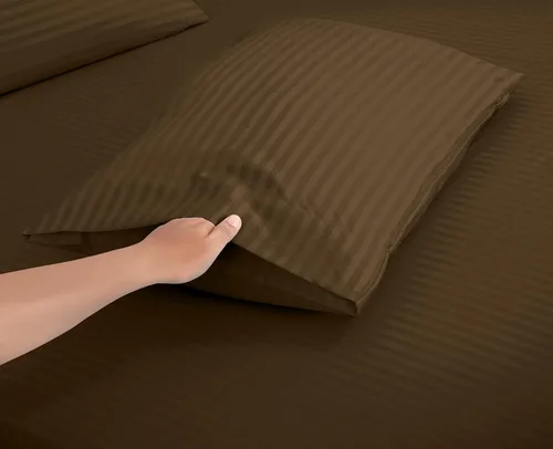 Miniatura 123 de ROYALE LINENS Juego de sábanas Cal King de 4 piezas, ropa de cama de microfibra suave cepillada de 1800 hilos, 1 sábana bajera, 1 sábana encimera, 2