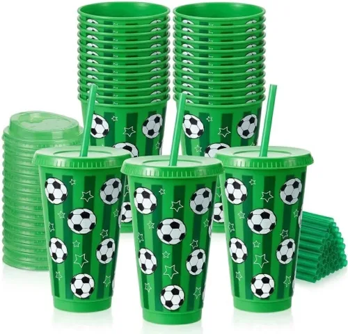 Paquete de 24 copas de fútbol con tapas y pajitas, vasos de plástico reutilizables grandes de 24 onzas para regalos de fiesta de cumpleaños, regalos