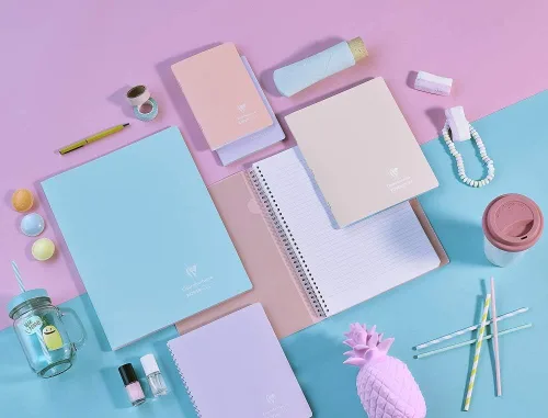 Miniatura 5 de Clairefontaine - Ref 961778C - Cuaderno con grapas Koverbook Blush (48 hojas) - Tamaño A5, regla rayada, papel de vitela cepillado de 3.17 oz/m²