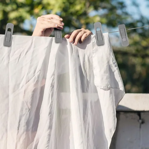 Miniatura 6 de Tinfol Clips de terciopelo para colgar, paquete de 50 clips de terciopelo para pantalones grises, clip para colgar ropa, alfiler de ropa de apertura