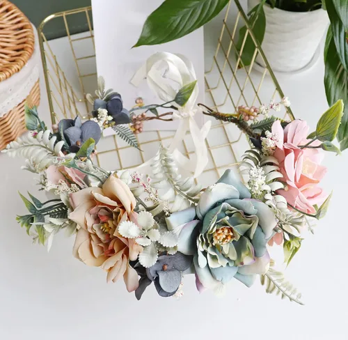 Miniatura 3 de Corona de flores de rosas para novia, diadema floral para el cabello, diadema de flores, halo bohemio con cinta, boda, fiesta, festival, fotos