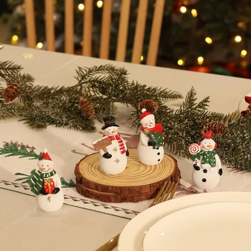 Miniatura 2 de MEETYAMOR Decoraciones navideñas para interiores, 4 adornos de resina de muñeco de nieve para decoración de mesa de Navidad, figuras coleccionables