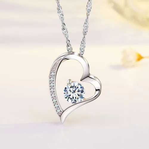 Miniatura 3 de Collar con corazón colgante de plata de ley y chapado de oro blanco de 14K