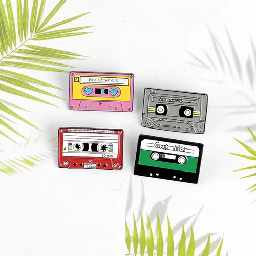 Miniatura 5 de Juego de pines esmaltados de anime, divertidos broches para mochila, chaqueta, ropa, insignias de solapa de dibujos animados, botones estéticos a