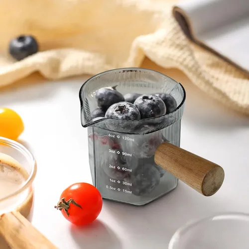 Miniatura 6 de Joeyan 4 onzas Gris Jarra medidora de triple boquilla con asa de madera, taza medidora de vidrio de borosilicato estriado de alta calidad, vasos