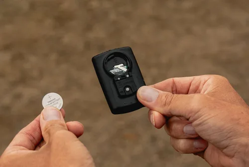 Miniatura 6 de CATEYE Padrone - Computadora digital Bluetooth para ciclismo, velocímetro inalámbrico IPX8, frecuencia cardíaca Bluetooth, compatible con velocidad