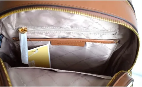 Miniatura 7 de Michael Kors Jaycee - Mochila con logotipo mediano, Vainilla, Mochila