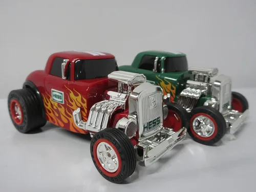 Miniatura 6 de Hess Camión de juguete 2022 Camión plano y Hot Rods