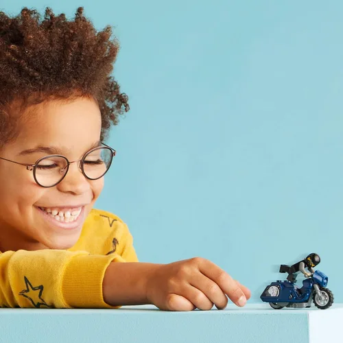 Miniatura 3 de LEGO City Stuntz Touring Stunt Bike 60331 - Juego de juguetes de construcción; bicicleta de volante para niños, niñas y niños a partir de 5 años