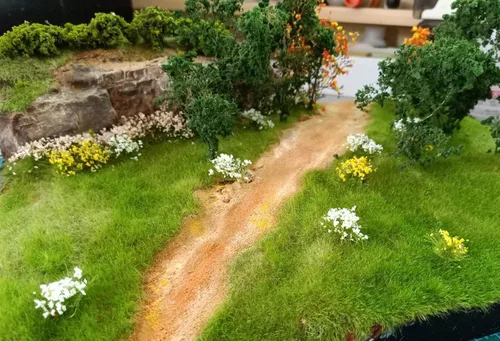 Miniatura 3 de 60 unidades de racimo de flores coloridas en miniatura autoadhesivas para grupos de vegetación de flores, mechones de césped estático para tren