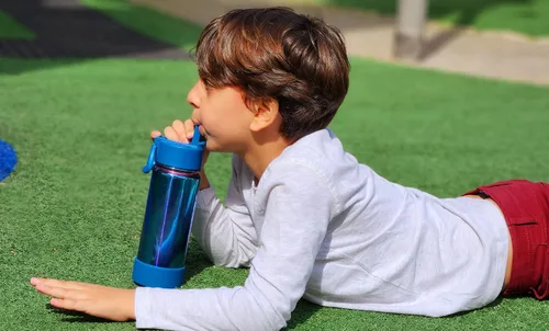Miniatura 7 de CHILLOUT LIFE Botella de agua aislada para niños de 17 onzas para la escuela con tapa con pajilla, a prueba de fugas y bonitas calcomanías Azul