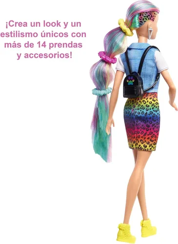 Miniatura 5 de Barbie Muñeca de pelo arcoíris de leopardo con reflejos que cambian de color y 16 accesorios de estilo, incluyendo ropa, coleteros, cepillo y más