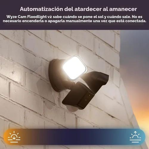 Miniatura 11 de WYZE Cámara Floodlight v2, Cámara de Seguridad para Exteriores, 2K HD con Visión Nocturna a Color, LEDs de 2800 Lúmenes, Visión Amplia de 160°