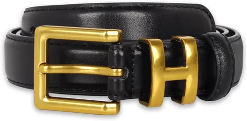Miniatura 62 de Cinturón de cuero clásico con hebilla de metal para mujer con vestido de jeans