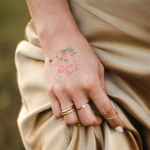 Miniatura 2 de Flash Tattoos Chic BOUGIE BACHELORETTE tatuajes temporales 2 mini hojas con más de 60 tatuajes metálicos surtidos Despedida de soltera Regalo