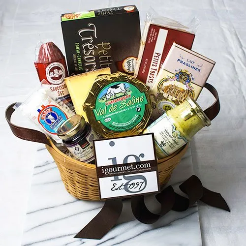 igourmet Caja de regalo clásica gourmet francesa, incluye quesos más finos, carnes, dulces y especialidades de Francia