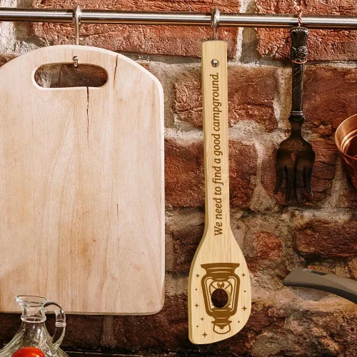 Miniatura 6 de GLOBLELAND Juego de 6 cucharas de cocina de bambú para acampar, juego de cucharas de cocina grabadas de madera, espátula de bambú para mujeres