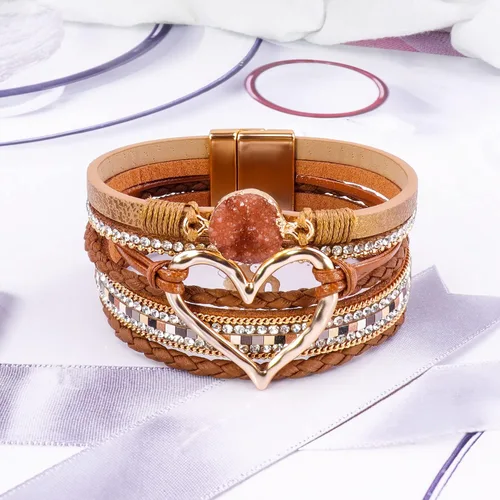 Miniatura 7 de Pulseras de cuero multicapa, pulsera bohemia moderna de corazón para mujer, brazalete magnético con cierre de diamantes de imitación, joyería