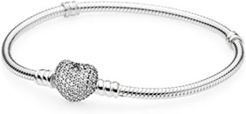 Pandora Moments - Pulsera de cadena de serpiente con cierre de corazón brillante