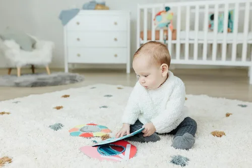 Miniatura 5 de Miniland Siéntete a aprender espejo de tulipanes para niños pequeños con colores de contraste y papel arrugado