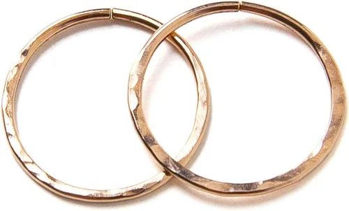 Miniatura 7 de Pequeños aros chapados en oro rosa martillado, mini aretes de aro, aretes de aro Huggie