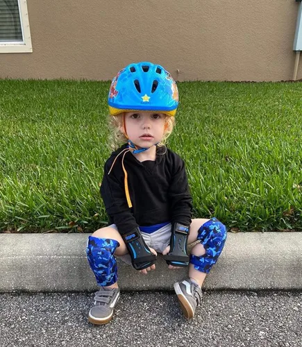 Miniatura 4 de Simply Kids Protecciones de Muñeca para Niños, Niñas, Adolescentes, Bebés - Protectores de Muñeca para Bicicleta, Patineta, Patinaje en Línea, Azul