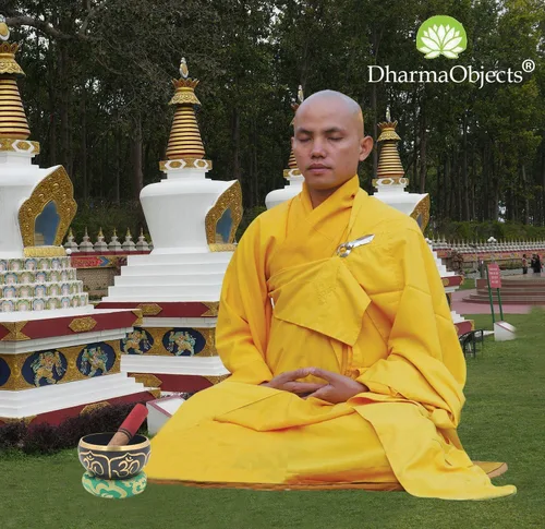 Miniatura 7 de DharmaObjects - cuenco para cantar el Om de la paz, para meditación relajante de yoga. Juego de almohadilla de seda, juego de martillo de Negro