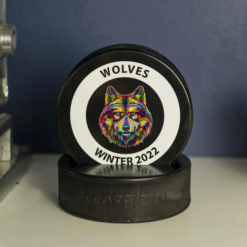 Miniatura 9 de Soporte para discos de hockey hecho de un disco de hockey real, el soporte de puck, vitrina de disco de hockey, soporte para disco de hockey