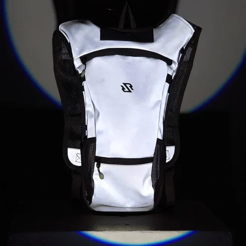 Miniatura 4 de Mochila de hidratación aprobada para festivales Bolsillos antirrobo en el pecho, bolsa de 2 litros incluida, diseño ligero Ripstop