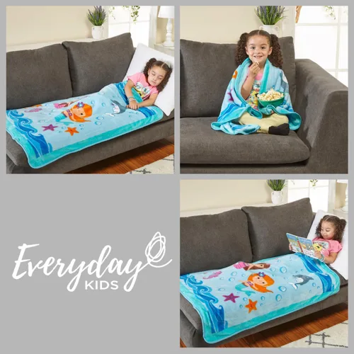 Miniatura 5 de EVERYDAY KIDS Manta para Niños Pequeños - 30" por 40" - Aventura Submarina de Sirenas - Súper Suave, Afelpada, Cálida y Cómoda Sirenas Aventura