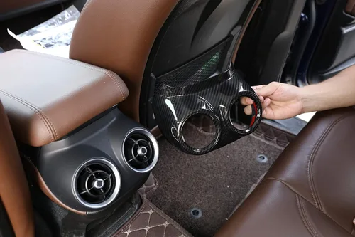 Miniatura 3 de YIWANG Estilo de fibra de carbono para Alfa Romeo Stelvio fila trasera aire acondicionado salida cubierta Trim Car-styling
