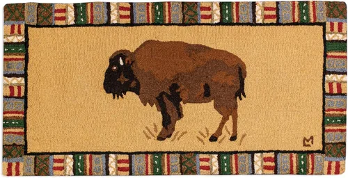 Chandler 4 Corners Alfombra decorativa de lana con gancho a mano de búfalo canela diseñada por artistas (24 x 48 pulgadas), alfombra con temática de