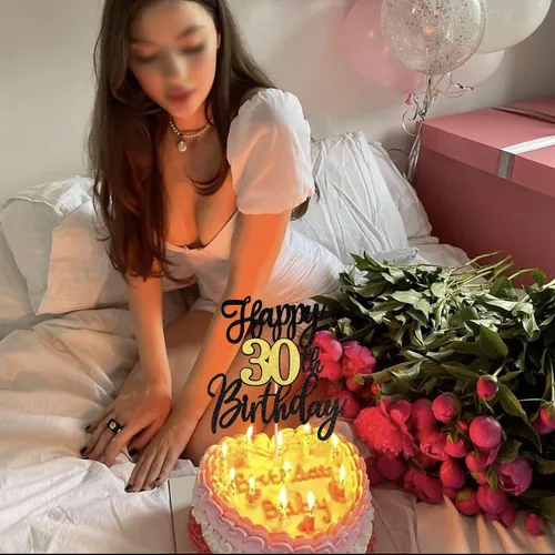 Miniatura 7 de 1 pieza de decoración para pastel de feliz cumpleaños número 30, negro dorado con purpurina, brindis por 30 años, palillo para pastel de cumpleaños