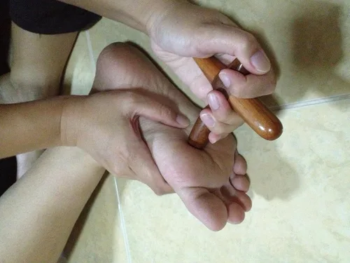 Miniatura 4 de Madera Salud Reflexología Tailandés Pie Mano Masaje Spa Madera Stick Relax Herramientas Tradicional
