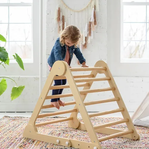 Miniatura 8 de Little Partners Learn 'N Climb Triángulo de escalada de madera plegable, gimnasio de escalada de madera para niños pequeños, escalador triangular