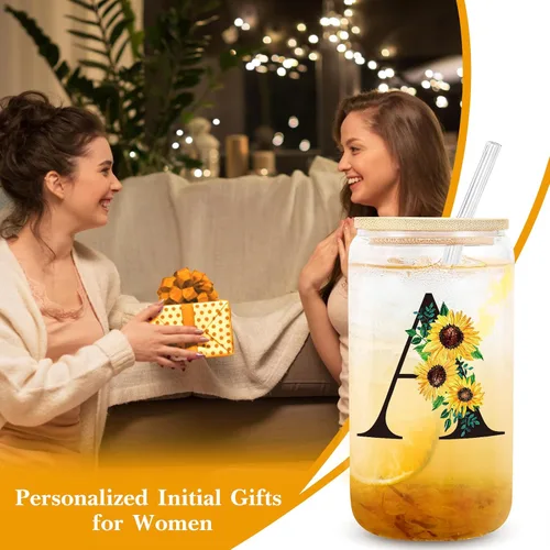 Miniatura 6 de Frerdui Regalos de cumpleaños para mujeres, vasos de vidrio con inicial con tapas y pajitas, regalo de girasol para mujeres, regalo personalizado