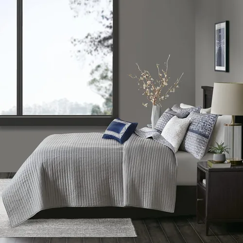 Miniatura 12 de Madison Park Juego de edredón Queen de jacquard lustroso y purpurina, conjunto de cubrecama para cama tamaño Queen – para todas las estaciones