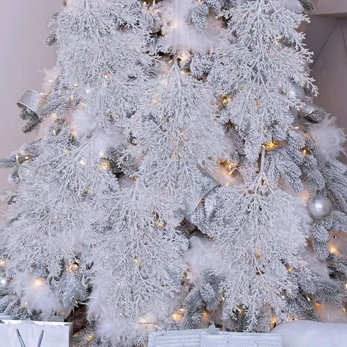 Miniatura 4 de Winlyn 6 piezas de cedro artificial con purpurina en aerosol plateado de Navidad, ramas de pino de cedro sintético, arreglos florales plateados