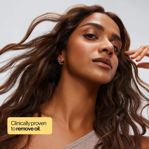 Miniatura 2 de EVA·NYC Champú Seco Invisible en Spray - Absorbe Aceite, Elimina Olores y Sin Depósito Blanco - Champú Seco Refrescante Para Mujeres - Para Cabello