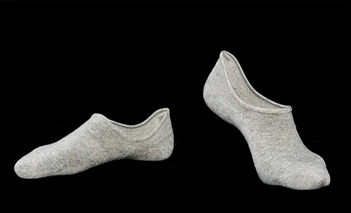 Miniatura 7 de IDEGG - Calcetines deportivos de algodón de corte bajo con agarre antideslizante para hombres