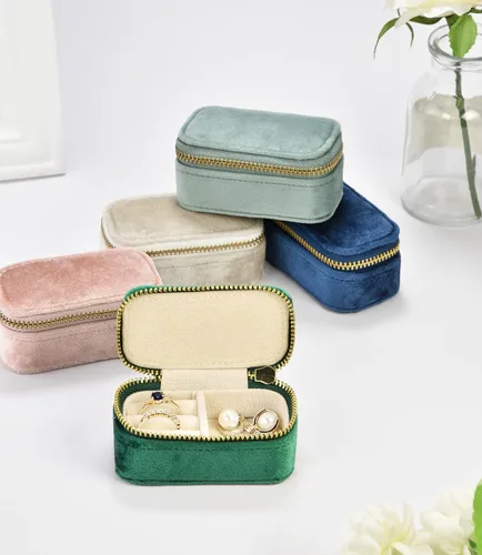 Miniatura 8 de TAIMY Mini estuche de joyería de viaje, caja de joyería de viaje pequeña de terciopelo, caja organizadora de viaje portátil para anillos, aretes