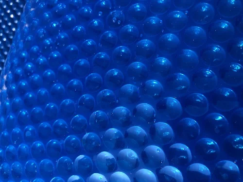Miniatura 8 de BigXwell Cubierta Solar para Piscina, Azul de 16 mil 16 x 32 Pies Rectangular para Piscinas Enterradas, Serie 1600 Cubiertas Calentadoras de Piscina
