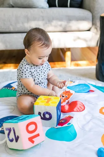 Miniatura 12 de Baby Einstein Sensory Play Space - Tapete de gimnasio y juego para recién nacidos a niños pequeños, edades recién nacidos +