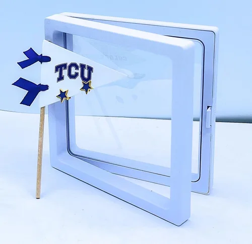 Miniatura 4 de Color Shout x TCU Huggie Hoops on Pennant Flag