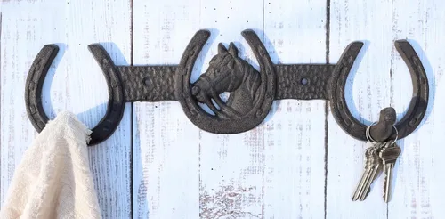 Miniatura 7 de Ebros Gift Cabeza de caballo rústica occidental con 3 herraduras con dije de la suerte, abrigo, llavero, correa, 2 clavijas, gancho de doble pared
