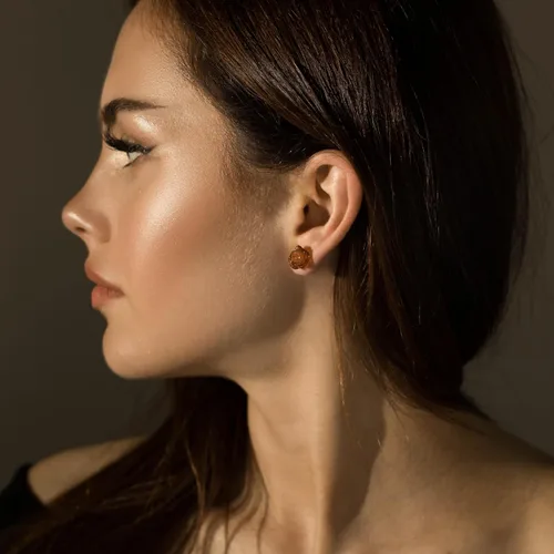 Miniatura 2 de Aretes de plata de ley con rosa de ámbar báltico auténtico, hechos a mano con ámbar báltico auténtico
