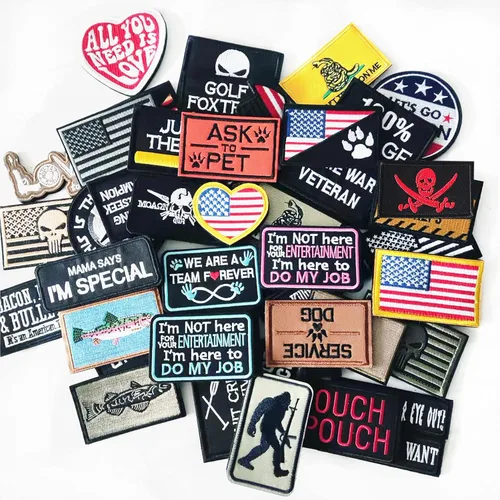 Miniatura 2 de Paquete de 12 parches tácticos de moral al azar, lazo de bordado completo y gancho para sujetar gorras, bolsos, mochilas, arnés, chaleco, uniformes