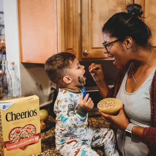 Miniatura 6 de Cheerios Cereal de desayuno sin gluten de avena integral, bolsa de 2.2 onzas (paquete de 5)